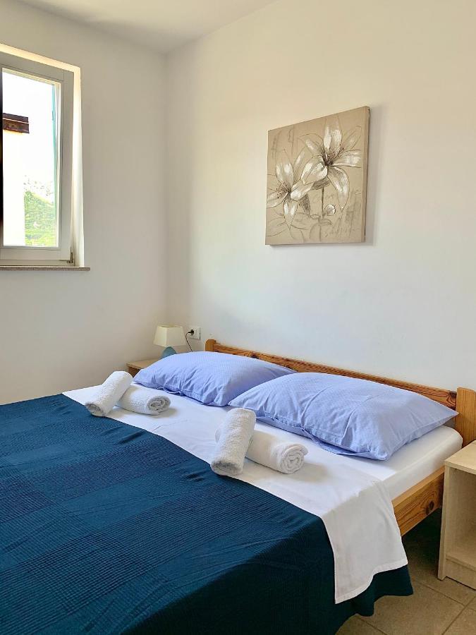 Apartments Happy Stay Center Baska Zewnętrze zdjęcie