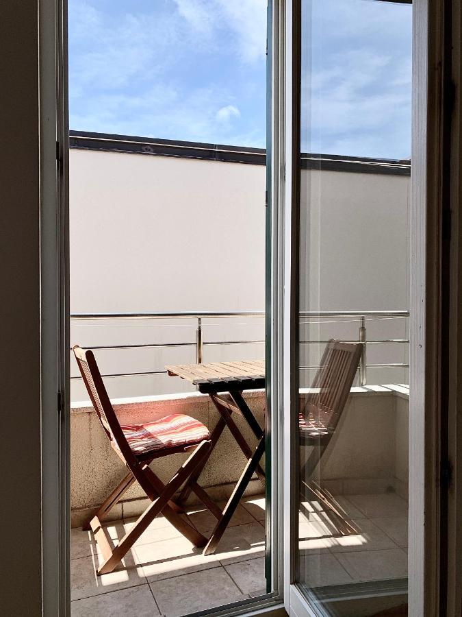 Apartments Happy Stay Center Baska Zewnętrze zdjęcie