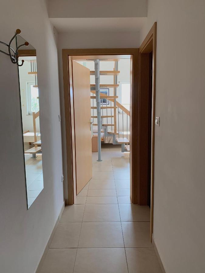 Apartments Happy Stay Center Baska Zewnętrze zdjęcie