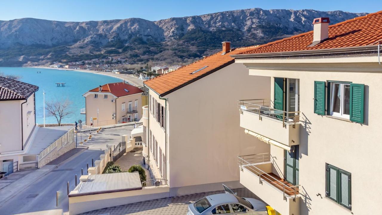 Apartments Happy Stay Center Baska Zewnętrze zdjęcie